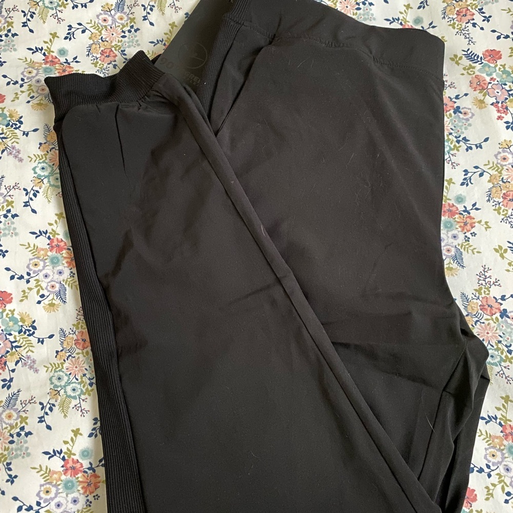 90 degree Joggers NWT